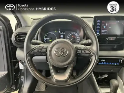 Photo 8 Toyota Yaris  116h Dynamic 5p MY22