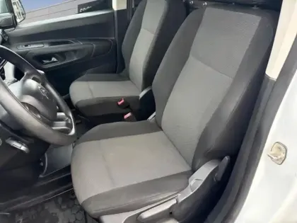 Photo 8 Citroën Berlingo  Van M 650kg BlueHDi 100 S&S Club BVM5