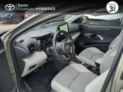 Photo 10 Toyota Yaris  116h Iconic 5p MY22