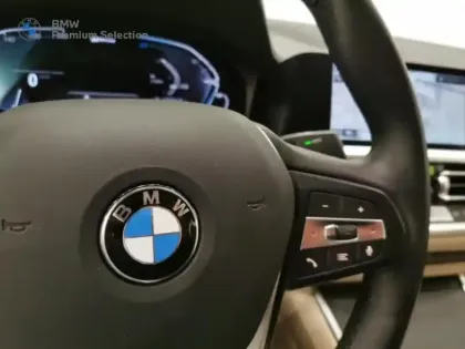 Photo 12 BMW Serie 3 Série 3 330eA 292ch Luxury 10cv