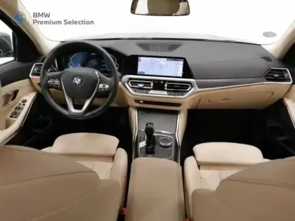 Photo 9 BMW Serie 3 Série 3 330eA 292ch Luxury 10cv