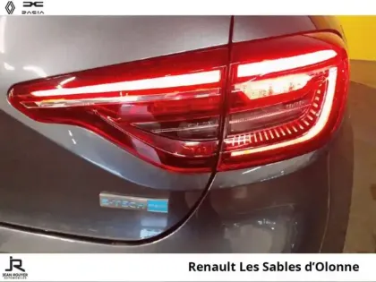 Photo 14 Renault Clio  1.6 E-Tech hybride 140ch Intens -21N