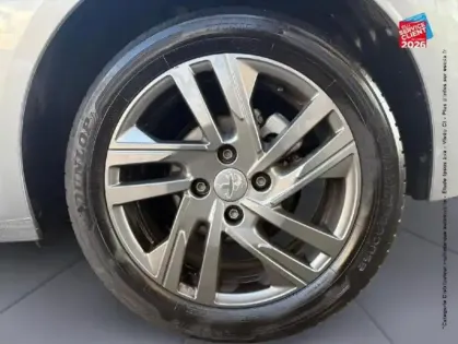 Photo 9 Peugeot 208  1.5 BlueHDi 100ch S&S Style