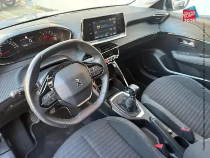 Photo 14 Peugeot 208  1.5 BlueHDi 100ch S&S Style