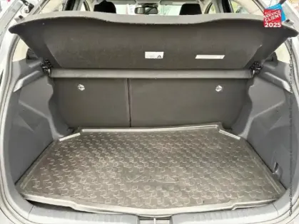 Photo 13 Toyota Yaris  116h Design 5p MY22