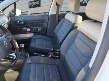 Photo 8 Citroën C3  1.2 PureTech 110ch S&S Shine 120-123g