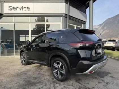 Photo 12 Nissan X-trail  e-4orce 213ch Tekna 7 places