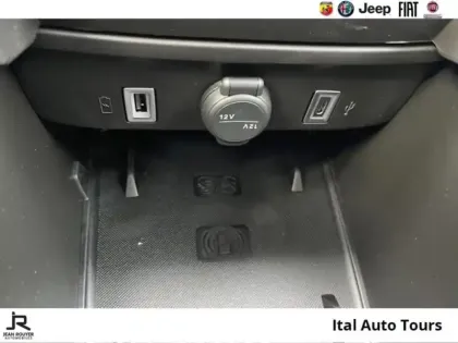 Photo 14 Fiat 600  1.2 Hybrid Turbo 110ch Icône eDCT6 Pack Confort