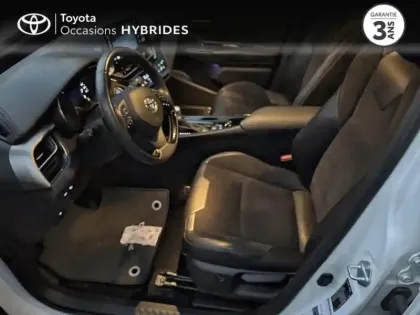 Photo 10 Toyota C-HR  122h Collection 2WD E-CVT Cuir Alcantara