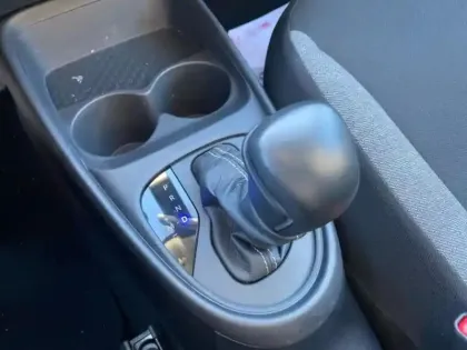 Photo 13 Toyota Aygo  X 1.0 VVT-i 72ch Dynamic S-CVT