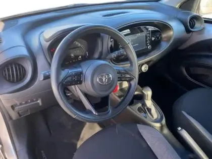 Photo 6 Toyota Aygo  X 1.0 VVT-i 72ch Dynamic S-CVT