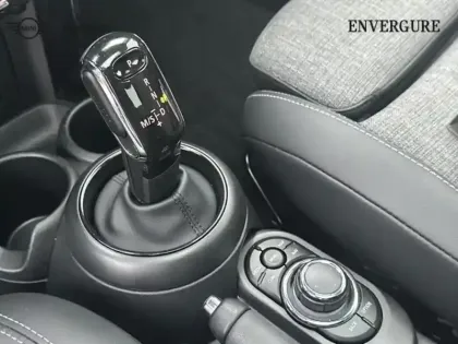 Photo 14 Mini Mini  Cooper 136ch Edition Premium Plus BVA7