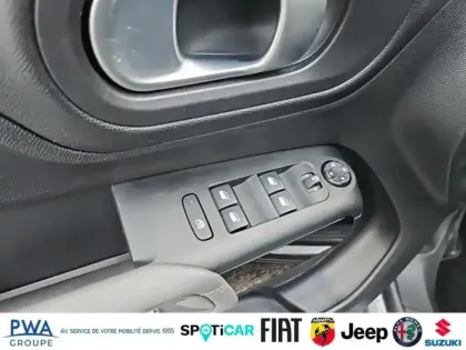 Photo 26 Citroën C5 aircross  Hybrid 225ch C-Series e-EAT8