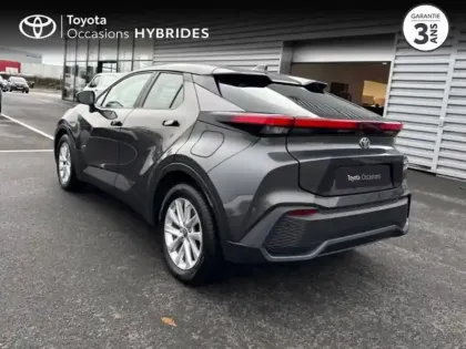 Photo 1 Toyota C-HR  1.8 Hybride 140ch Dynamic NG23