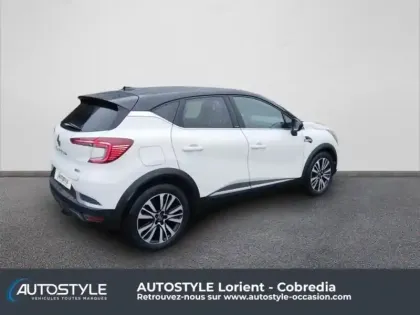 Photo 6 Renault Captur  1.6 E-Tech hybride rechargeable 160ch Initiale Paris -21