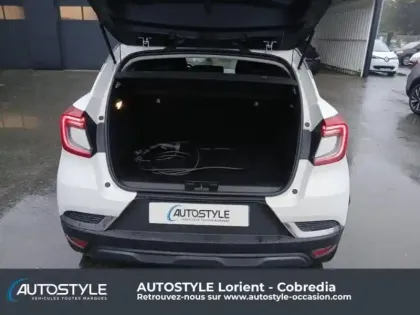 Photo 5 Renault Captur  1.6 E-Tech hybride rechargeable 160ch Initiale Paris -21