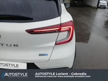 Photo 3 Renault Captur  1.6 E-Tech hybride rechargeable 160ch Initiale Paris -21