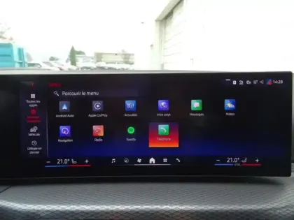 Photo 21 BMW Serie 3 Série 3 Touring 330eA xDrive 292ch M Sport