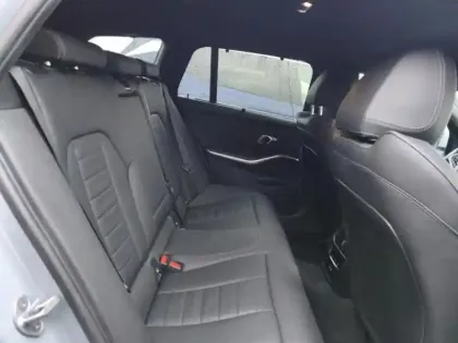 Photo 3 BMW Serie 3 Série 3 Touring 330eA xDrive 292ch M Sport