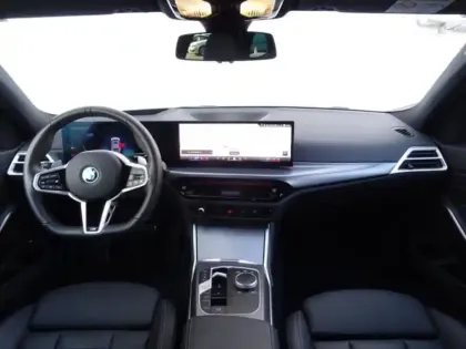 Photo 14 BMW Serie 3 Série 3 Touring 330eA xDrive 292ch M Sport