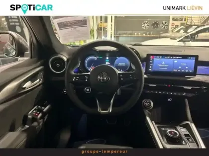 Photo 8 Alfa Romeo Tonale  1.5 Ibrida 160ch Veloce TCT