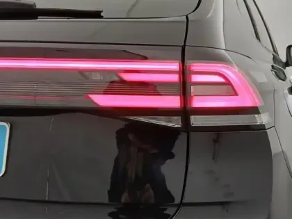 Photo 11 Volkswagen Taigo  1.5 TSI 150ch R-Line Edition DSG7