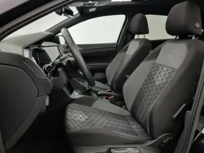 Photo 13 Volkswagen Taigo  1.5 TSI 150ch R-Line Edition DSG7