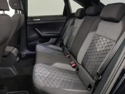 Photo 6 Volkswagen Taigo  1.5 TSI 150ch R-Line Edition DSG7