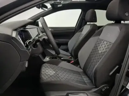 Photo 13 Volkswagen Taigo  1.5 TSI 150ch R-Line Edition DSG7