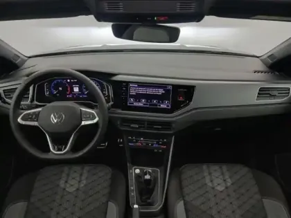 Photo 5 Volkswagen Taigo  1.5 TSI 150ch R-Line Edition DSG7