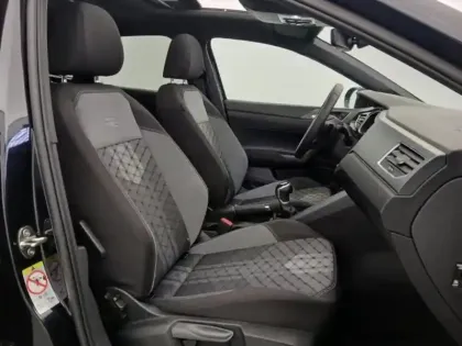 Photo 14 Volkswagen Taigo  1.5 TSI 150ch R-Line Edition DSG7