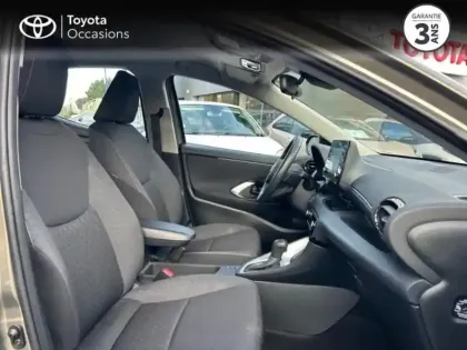 Photo 12 Toyota Yaris  116h Dynamic 5p MY22