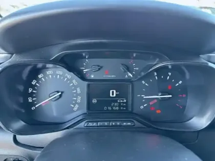 Photo 13 Citroën C3  1.2 PureTech 110ch S&S Shine 120-123g