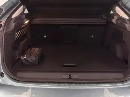 Photo 6 Citroën C4  Moteur électrique 136ch (100 kW) Shine Pack Automatique