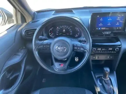 Photo 3 Toyota Yaris  Cross 116h GR Sport MY22