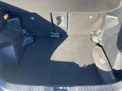 Photo 27 Toyota Yaris  Cross 116h GR Sport MY22