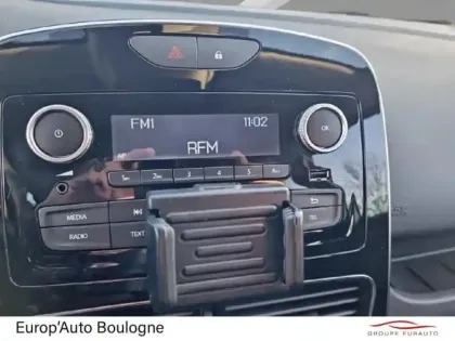 Photo 13 Renault Clio  0.9 TCe 75ch Génération 5p Euro6c