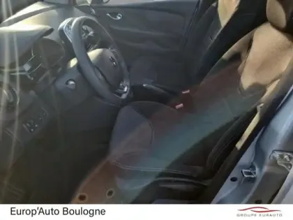 Photo 10 Renault Clio  0.9 TCe 75ch Génération 5p Euro6c