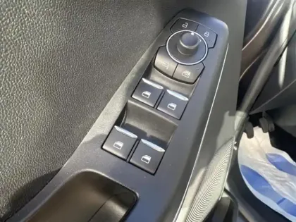 Photo 6 Ford Puma  1.0 Flexifuel 125ch S&S mHEV Titanium