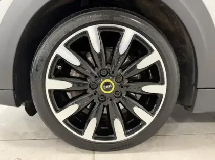 Photo 8 Mini Mini  Cooper SE 184ch Edition Premium BVA 5CV