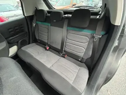 Photo 8 Citroën C3  1.2 PureTech 110ch S&S Shine EAT6