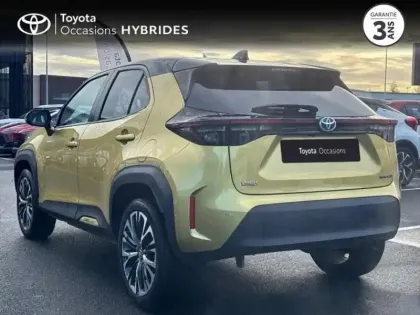 Photo 1 Toyota Yaris  Cross 116h Collection Pack Techno Toit Pano