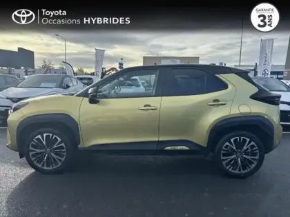 Photo 2 Toyota Yaris  Cross 116h Collection Pack Techno Toit Pano