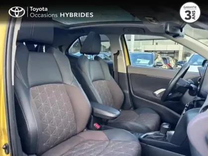 Photo 5 Toyota Yaris  Cross 116h Collection Pack Techno Toit Pano