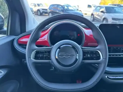 Photo 12 Fiat 500  e 118ch (RED) MY25