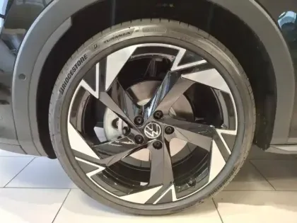 Photo 6 Volkswagen T-roc  1.5 eTSI 150ch R-Line DSG7