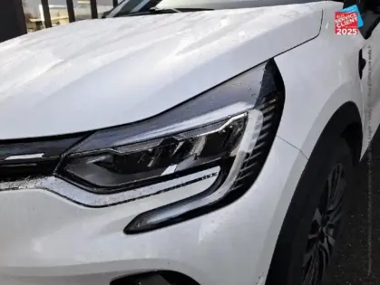 Photo 12 Renault Captur  1.6 E-Tech hybride rechargeable 160ch Initiale Paris -21