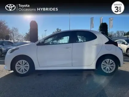 Photo 2 Toyota Yaris  116h Dynamic 5p MC24