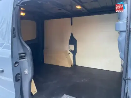 Photo 10 Nissan Nv300  Fg L1H1 2t8 2.0 dCi 145ch S/S N-Connecta  DCTE6d