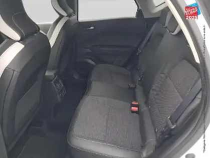 Photo 10 Renault Captur  1.6 E-Tech hybride 145ch Techno